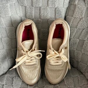 Women's Beige Patterned Sneakers